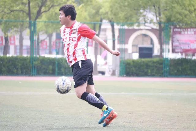 发生什么事了？巴萨前12轮11胜 最近5轮仅1胜